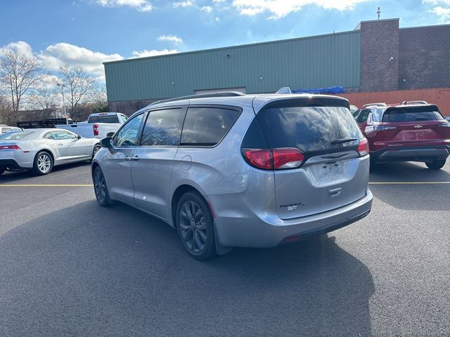 2019 Chrysler Pacifica Touring-L