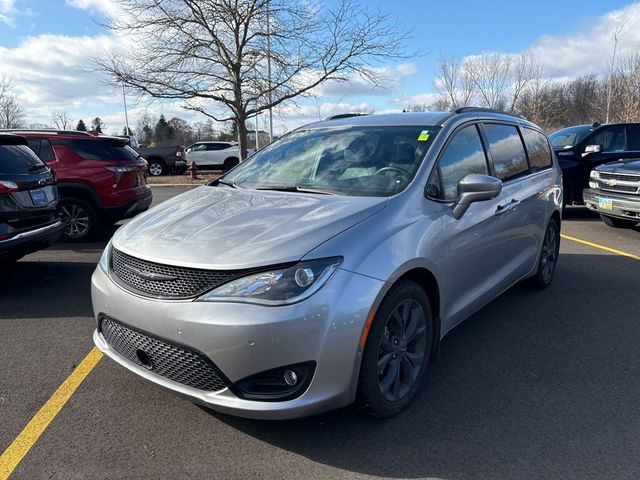 2019 Chrysler Pacifica Touring-L