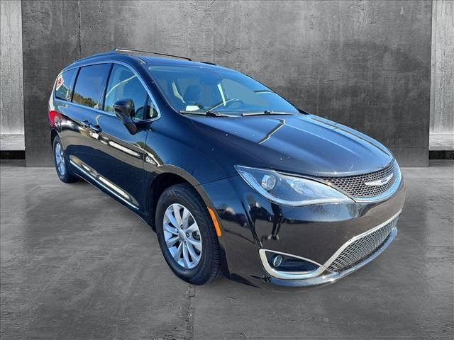 2019 Chrysler Pacifica Touring-L