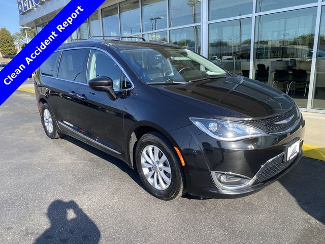 2019 Chrysler Pacifica Touring-L