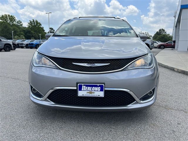 2019 Chrysler Pacifica Touring-L