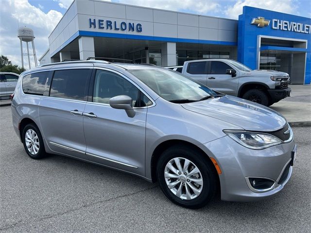 2019 Chrysler Pacifica Touring-L