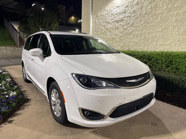 2019 Chrysler Pacifica Touring-L