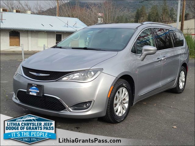 2019 Chrysler Pacifica Touring-L