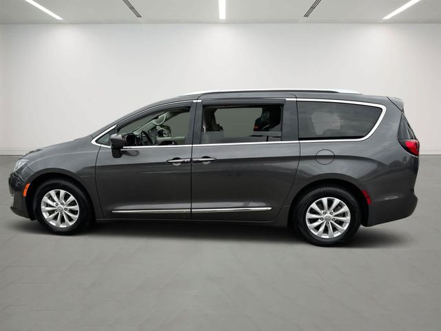 2019 Chrysler Pacifica Touring-L