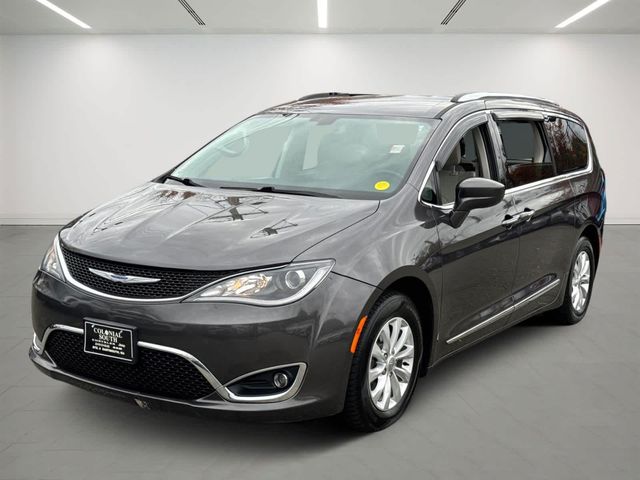 2019 Chrysler Pacifica Touring-L