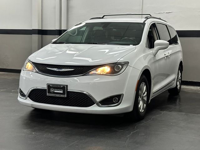 2019 Chrysler Pacifica Touring-L