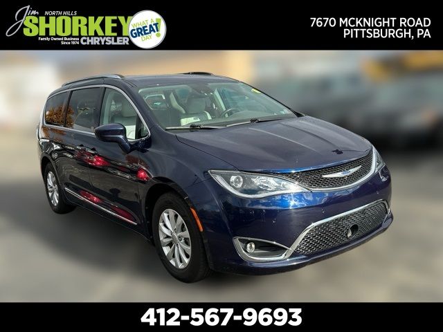 2019 Chrysler Pacifica Touring-L