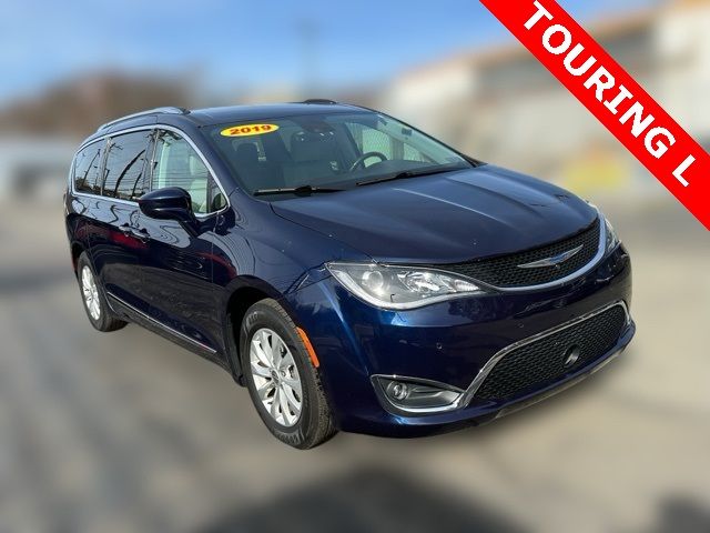 2019 Chrysler Pacifica Touring-L