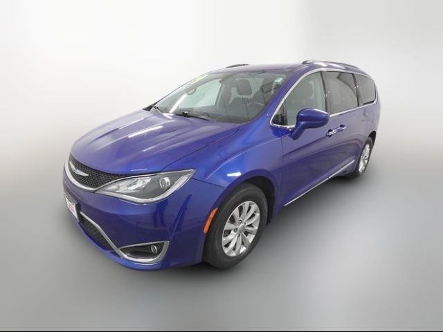 2019 Chrysler Pacifica Touring-L