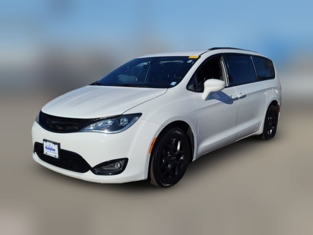 2019 Chrysler Pacifica Touring-L