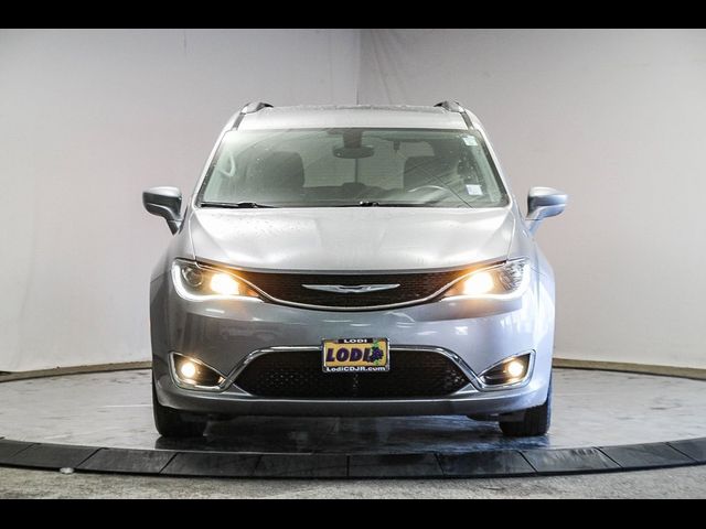 2019 Chrysler Pacifica Touring-L