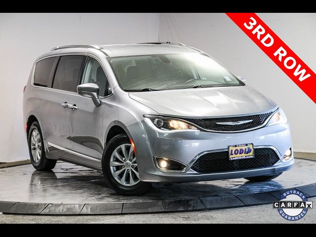 2019 Chrysler Pacifica Touring-L