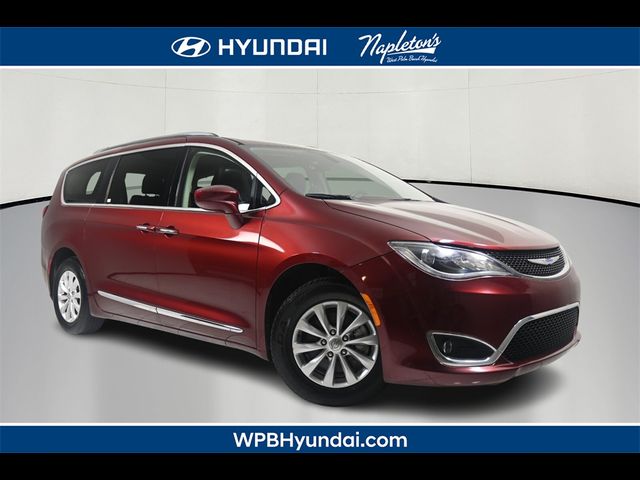 2019 Chrysler Pacifica Touring-L