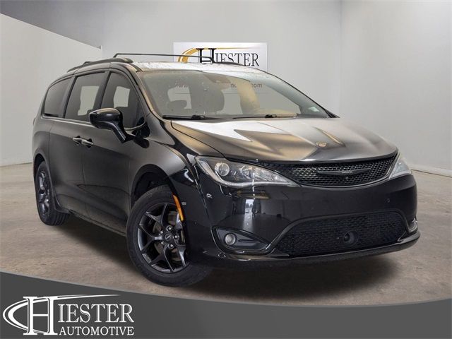 2019 Chrysler Pacifica Touring-L