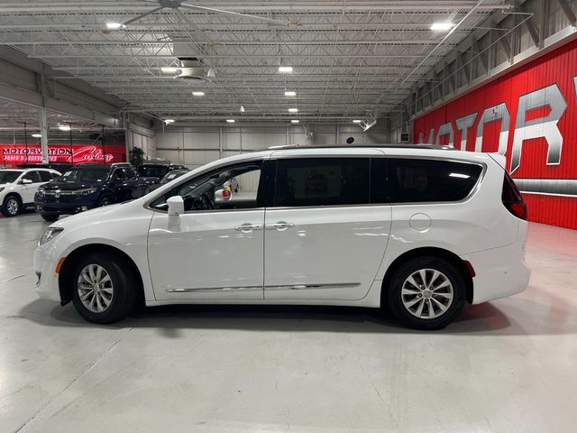 2019 Chrysler Pacifica Touring-L