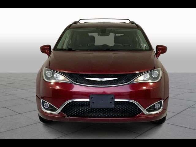 2019 Chrysler Pacifica Touring-L