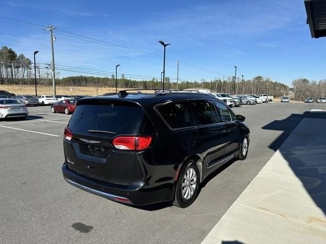 2019 Chrysler Pacifica Touring-L