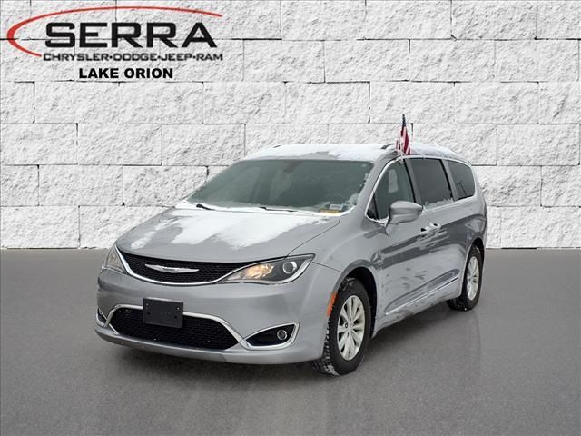 2019 Chrysler Pacifica Touring-L