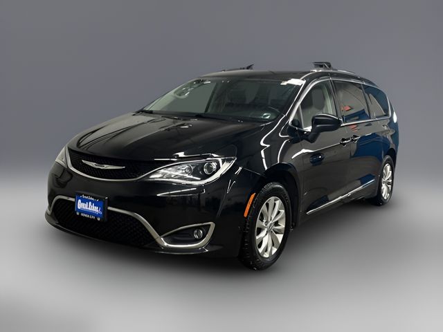 2019 Chrysler Pacifica Touring-L