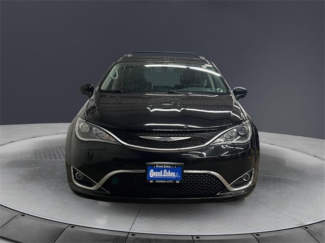 2019 Chrysler Pacifica Touring-L