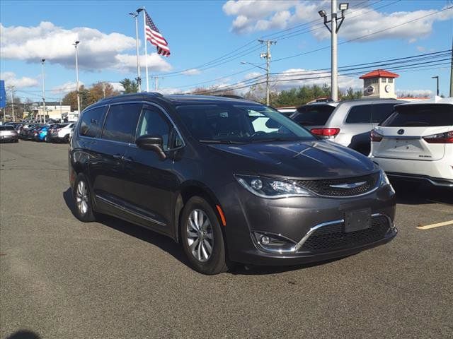 2019 Chrysler Pacifica Touring-L