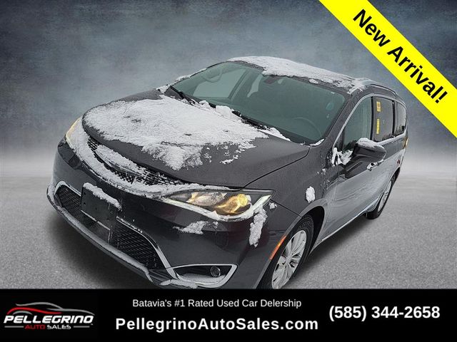 2019 Chrysler Pacifica Touring-L