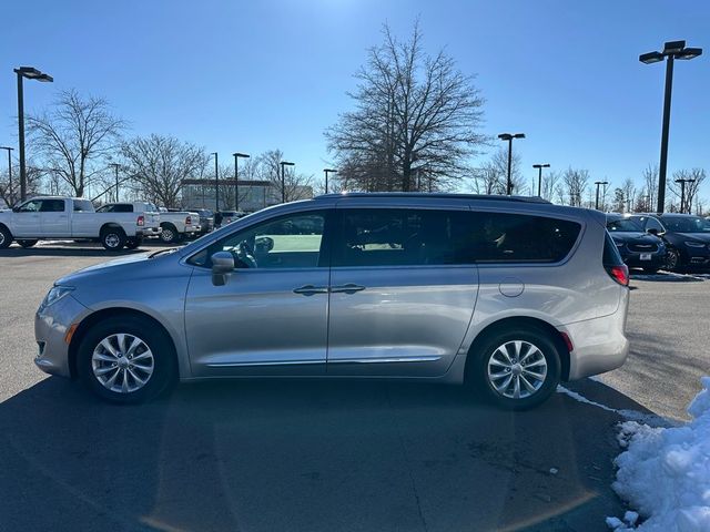 2019 Chrysler Pacifica Touring-L