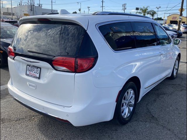 2019 Chrysler Pacifica Touring-L