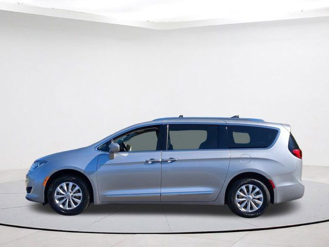 2019 Chrysler Pacifica Touring-L