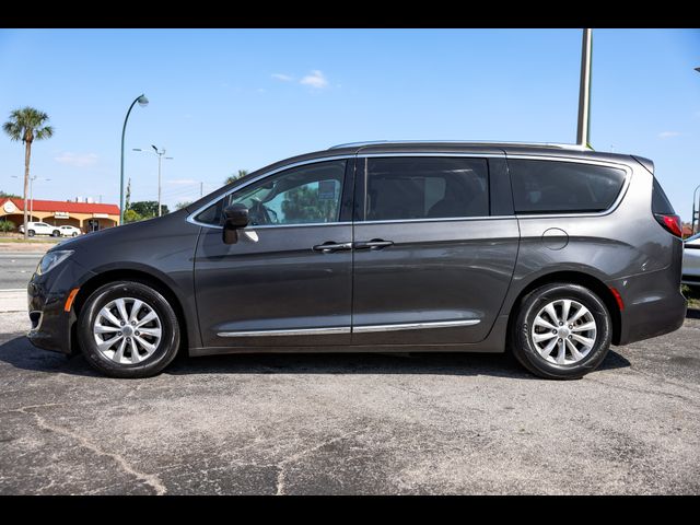 2019 Chrysler Pacifica Touring-L