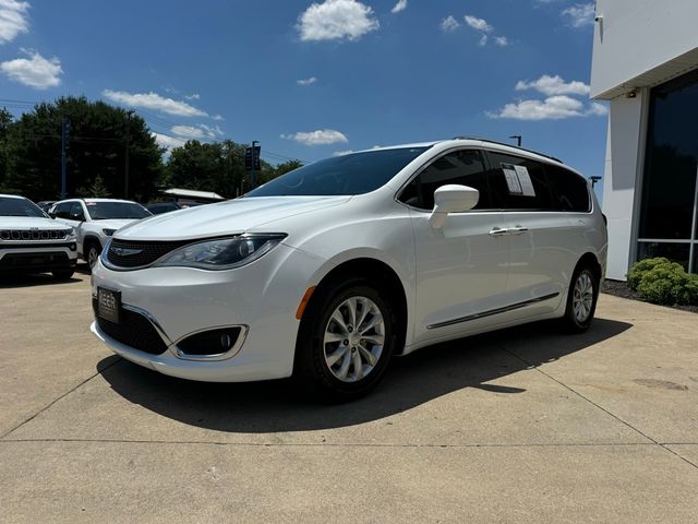 2019 Chrysler Pacifica Touring-L