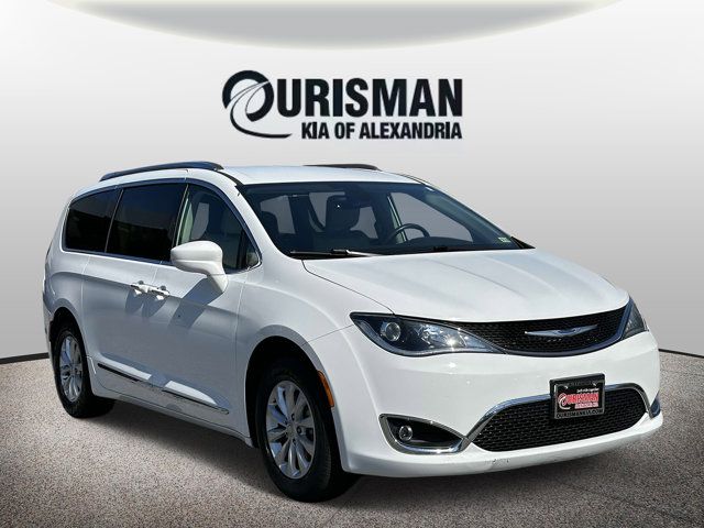 2019 Chrysler Pacifica Touring-L