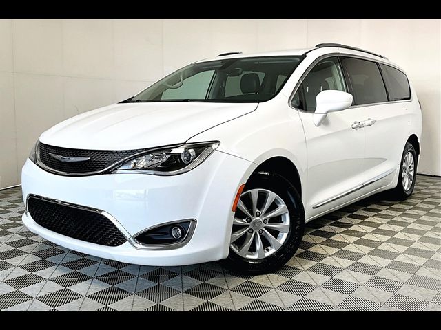 2019 Chrysler Pacifica Touring-L