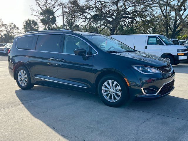 2019 Chrysler Pacifica Touring-L