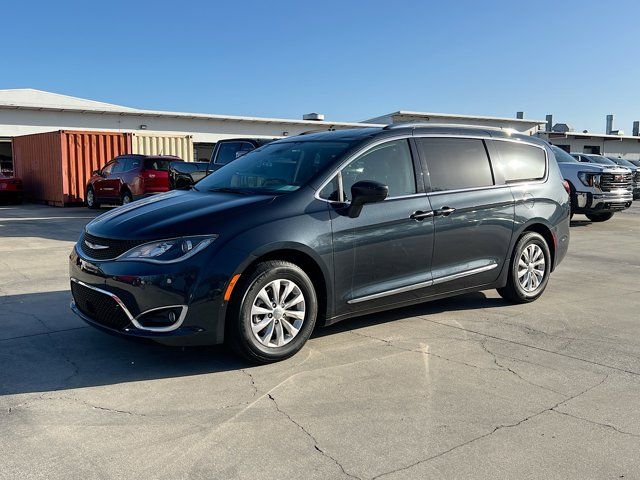 2019 Chrysler Pacifica Touring-L