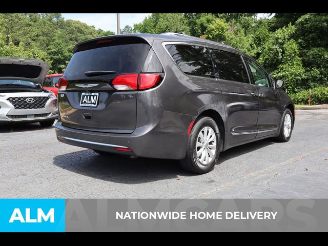 2019 Chrysler Pacifica Touring-L