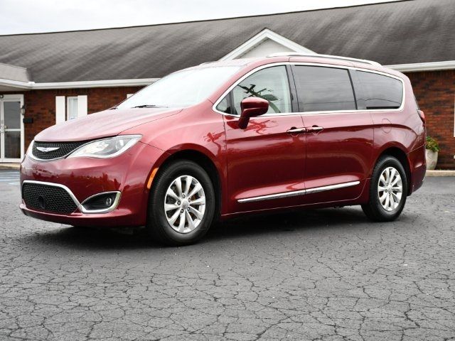 2019 Chrysler Pacifica Touring-L