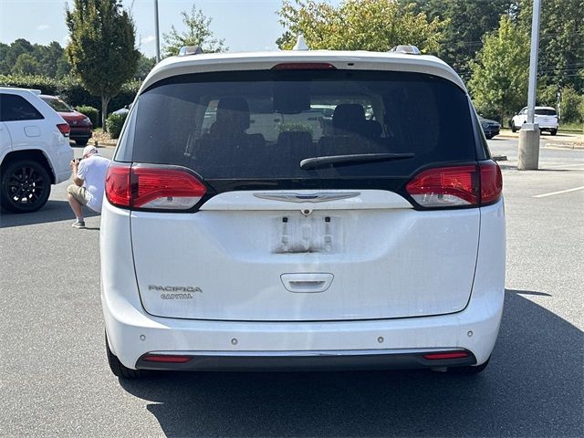 2019 Chrysler Pacifica Touring-L