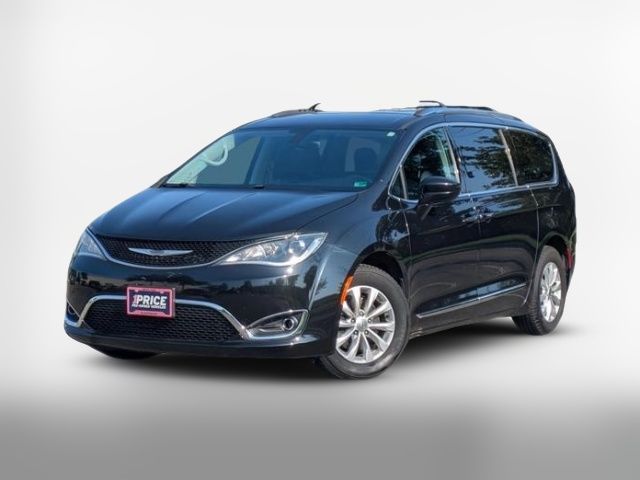 2019 Chrysler Pacifica Touring-L