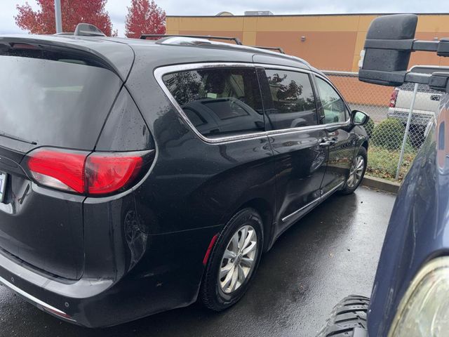 2019 Chrysler Pacifica Touring-L