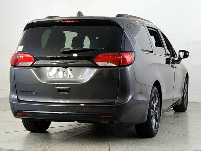 2019 Chrysler Pacifica Touring-L