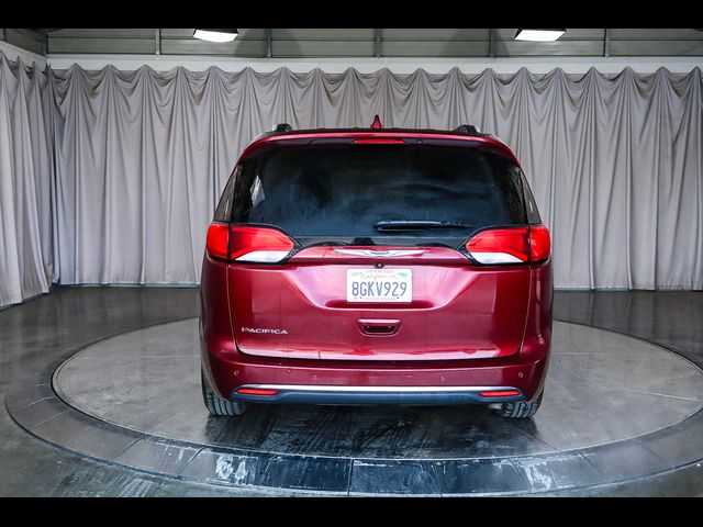 2019 Chrysler Pacifica Touring-L