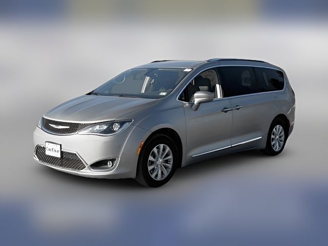 2019 Chrysler Pacifica Touring-L