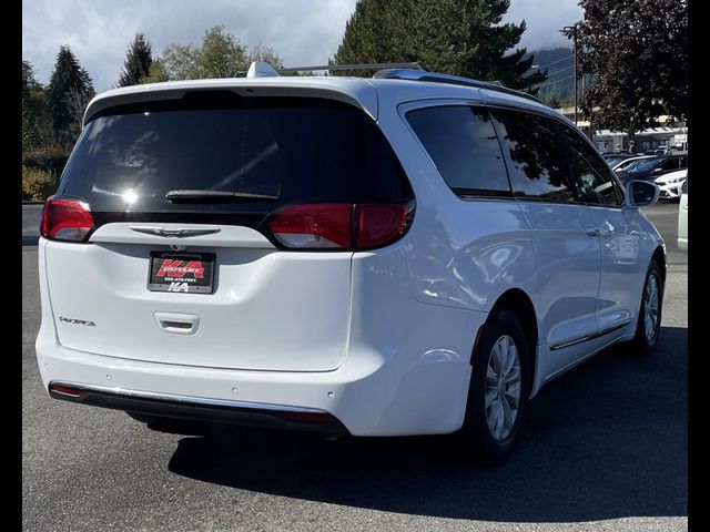 2019 Chrysler Pacifica Touring-L