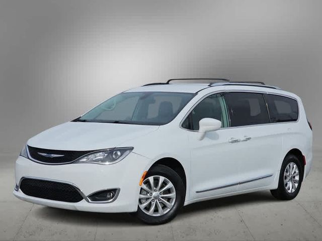 2019 Chrysler Pacifica Touring-L