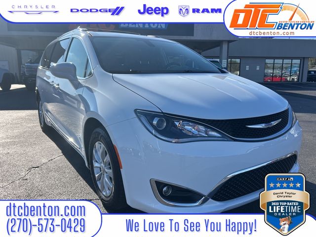 2019 Chrysler Pacifica Touring-L