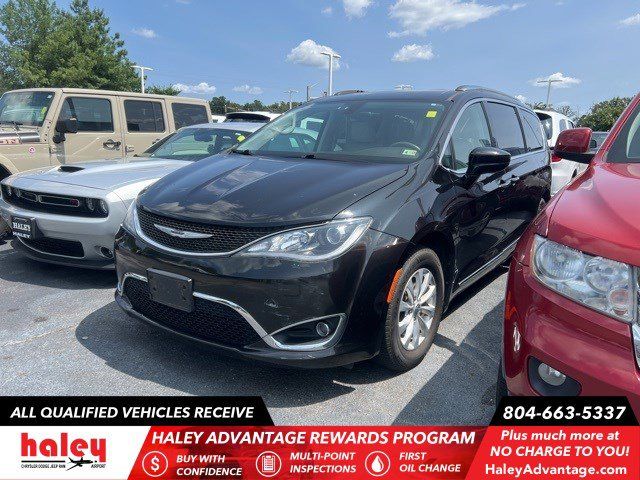 2019 Chrysler Pacifica Touring-L