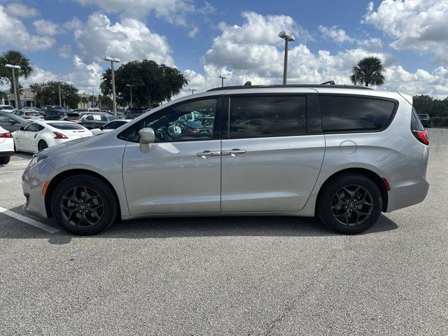 2019 Chrysler Pacifica Touring-L