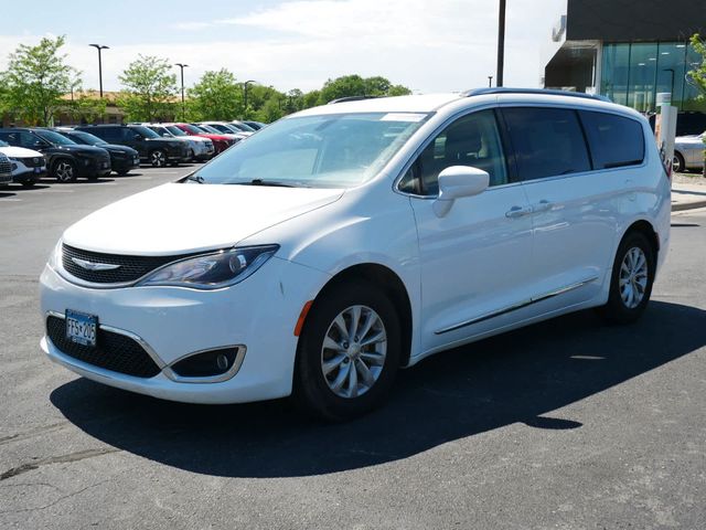 2019 Chrysler Pacifica Touring-L